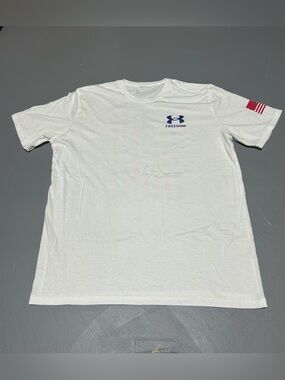 Under Armour Freedom Red White & Blue Short Sleeve Shirt (Women’s Large)